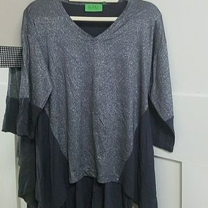 LOGO By Lori Goldstein top